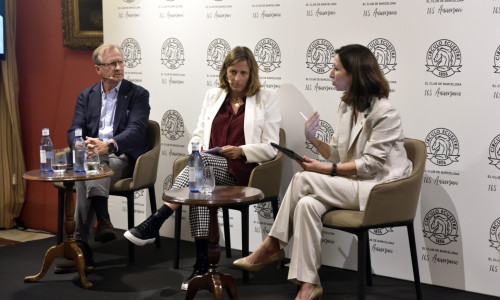 Luis Badrinas y Eva Rosell, CEO y Directora General de Barcelona Health Hub, hablan en el Círculo Ecuestre sobre el futuro del centro de innovación tecnológica en el ámbito de la salud digital