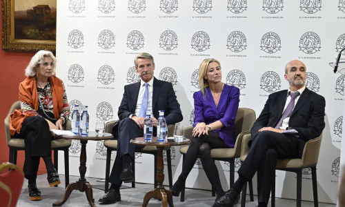 Carme Pinós, Anna Gener y Francisco Pérez reivindican el valor social de la arquitectura en el activo inmobiliario, en el Círculo Ecuestre