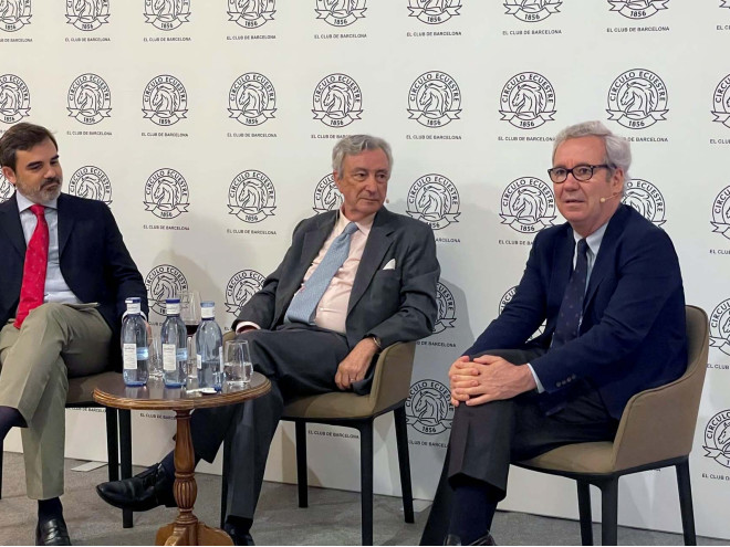 Jorge Dezcallar y Jose Mª de Areilza Carvajal realizan un completo análisis geopolítico en el marco de un diálogo en el club Jorge Dezcallar y Jose Mª de Areilza Carvajal realizan un completo análisis geopolítico en el marco de un diálogo en el club