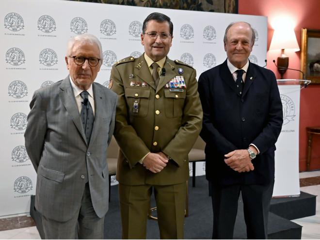 The Chief of Staff of the Army, General D. Amador Enseñat y Berea analyzes the geopolitical panorama in the Círculo Ecuestre