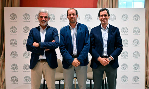 El Círculo Ecuestre acoge una sesión llena de detalles sobre la inminente celebración de la 37ª edición de la America’s Cup en Barcelona