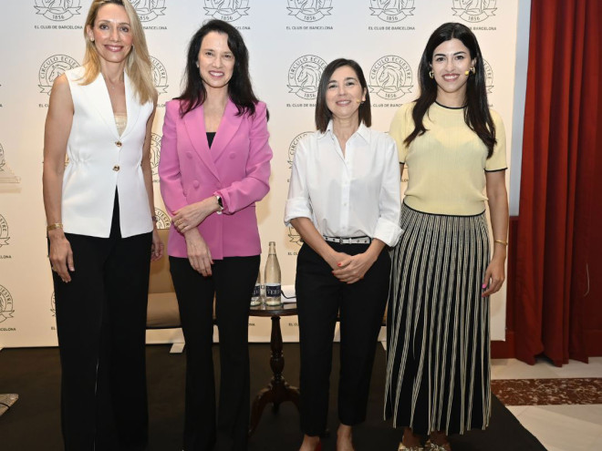 El Círculo Ecuestre recibe a Lina Mascaró en un inspirador coloquio sobre diseño, liderazgo y legado empresarial El Círculo Ecuestre recibe a Lina Mascaró en un inspirador coloquio sobre diseño, liderazgo y legado empresarial