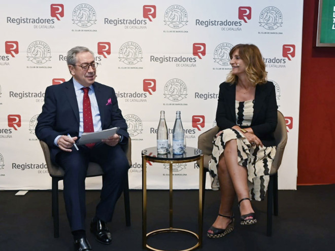 El Círculo Ecuestre acoge una nueva edición del ciclo de debate sobre vivienda en Cataluña, organizado por el Decanato Autonómico de los Registradores de Cataluña El Círculo Ecuestre acoge una nueva edición del ciclo de debate sobre vivienda en Cataluña, organizado por el Decanato Autonómico de los Registradores de Cataluña