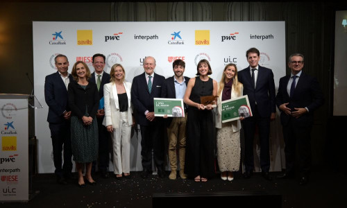 Una solución para detectar hemorragias posparto convierte a Nataly en la ganadora del X Premio Círculo Ecuestre Joven Relevante